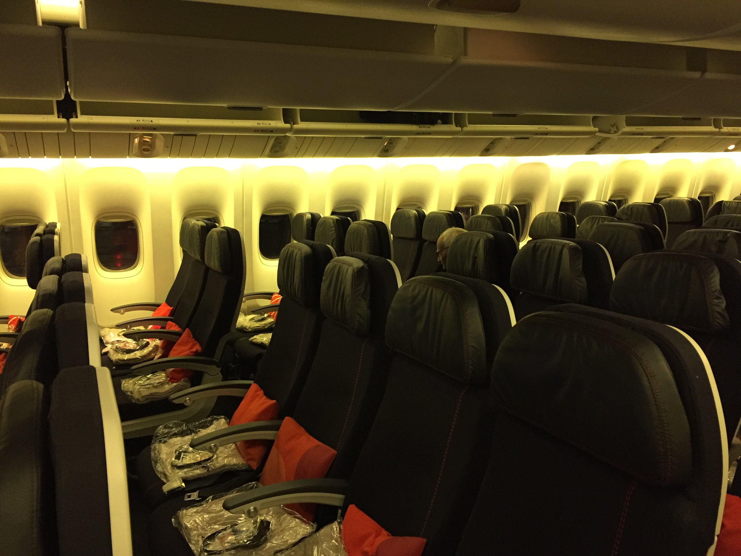 Flight Review Air France Boeing 777 200 Economy Class