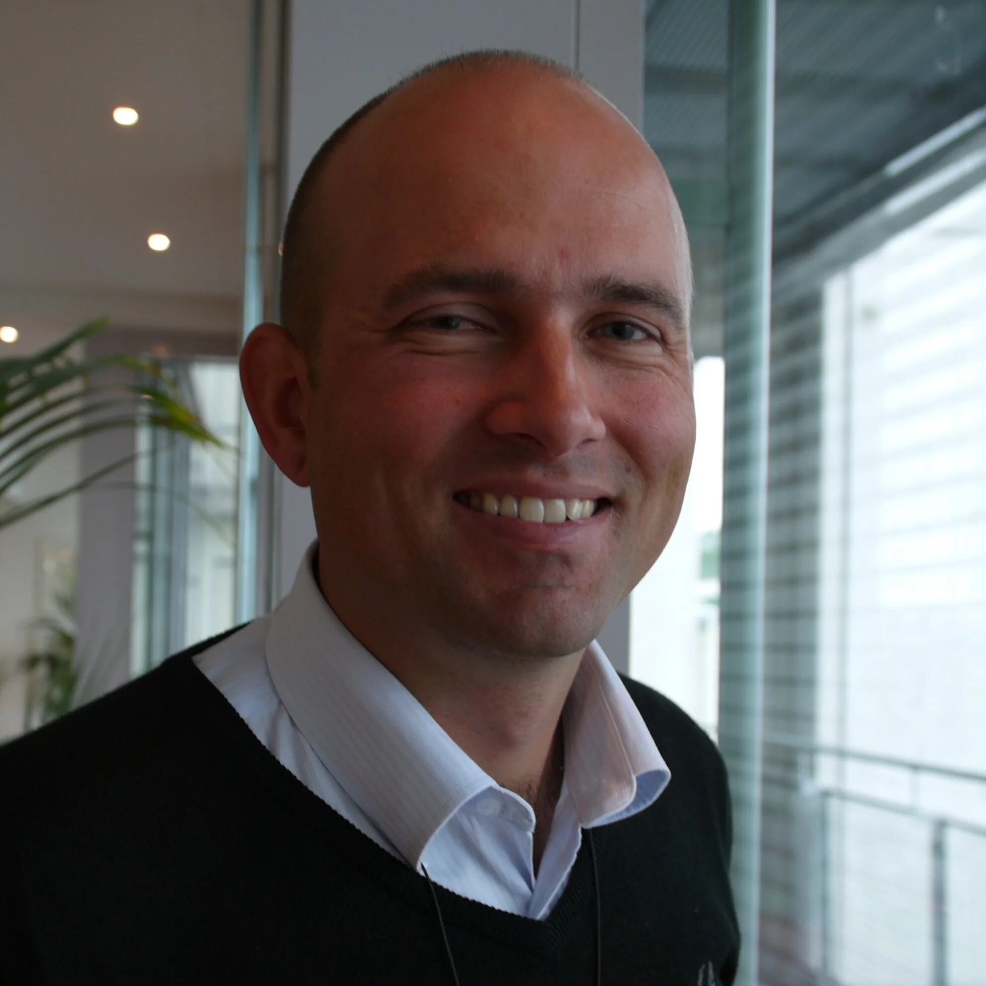 olav larsen avinor sustainable airports.jpg