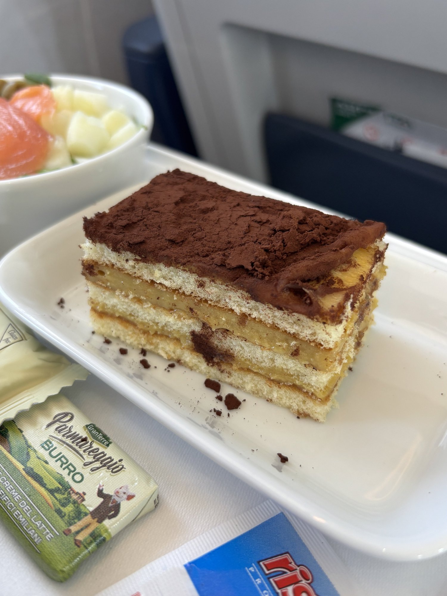 Flight Review: ITA Airways A321neo on Premium Economy and Economy Class ...