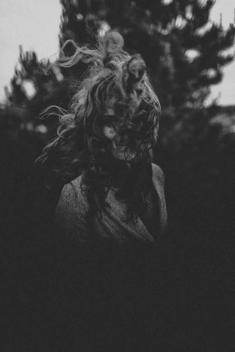 Wind in her hair (Portrait)