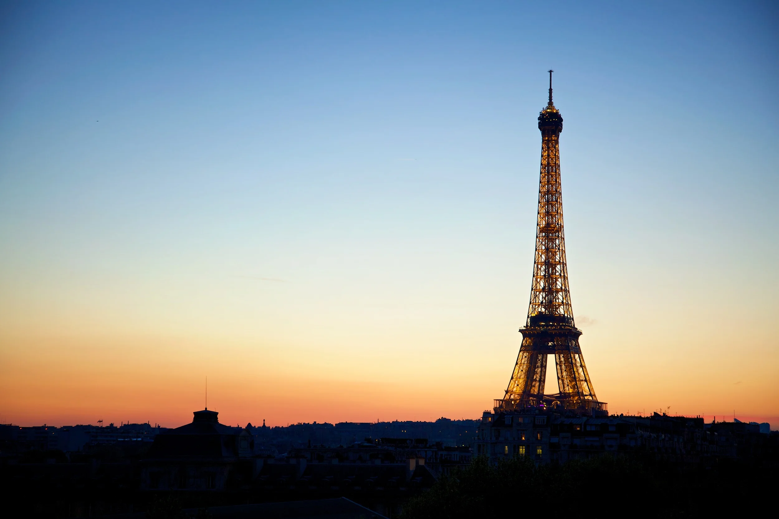Eiffel Tower Sunset (Paris, France).