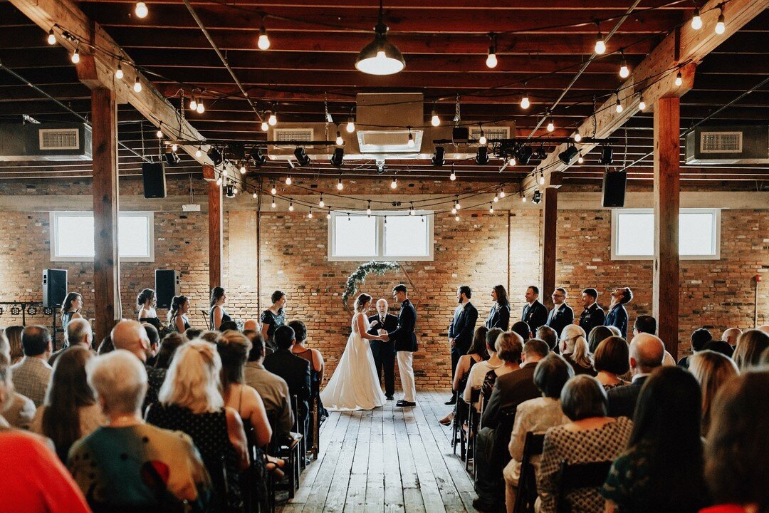 Love a venue with an industrial warehouse vibe! Here are a few of my favorites:⠀⠀⠀⠀⠀⠀⠀⠀⠀
 ⠀⠀⠀⠀⠀⠀⠀⠀⠀
- Brazos Hall (Austin, TX)⠀⠀⠀⠀⠀⠀⠀⠀⠀
- Ice House on Main (Bryan, TX)⠀⠀⠀⠀⠀⠀⠀⠀⠀
- Station 3 (Houston, TX)⠀⠀⠀⠀⠀⠀⠀⠀⠀
- Brake &amp; Clutch Warehouse (Dallas