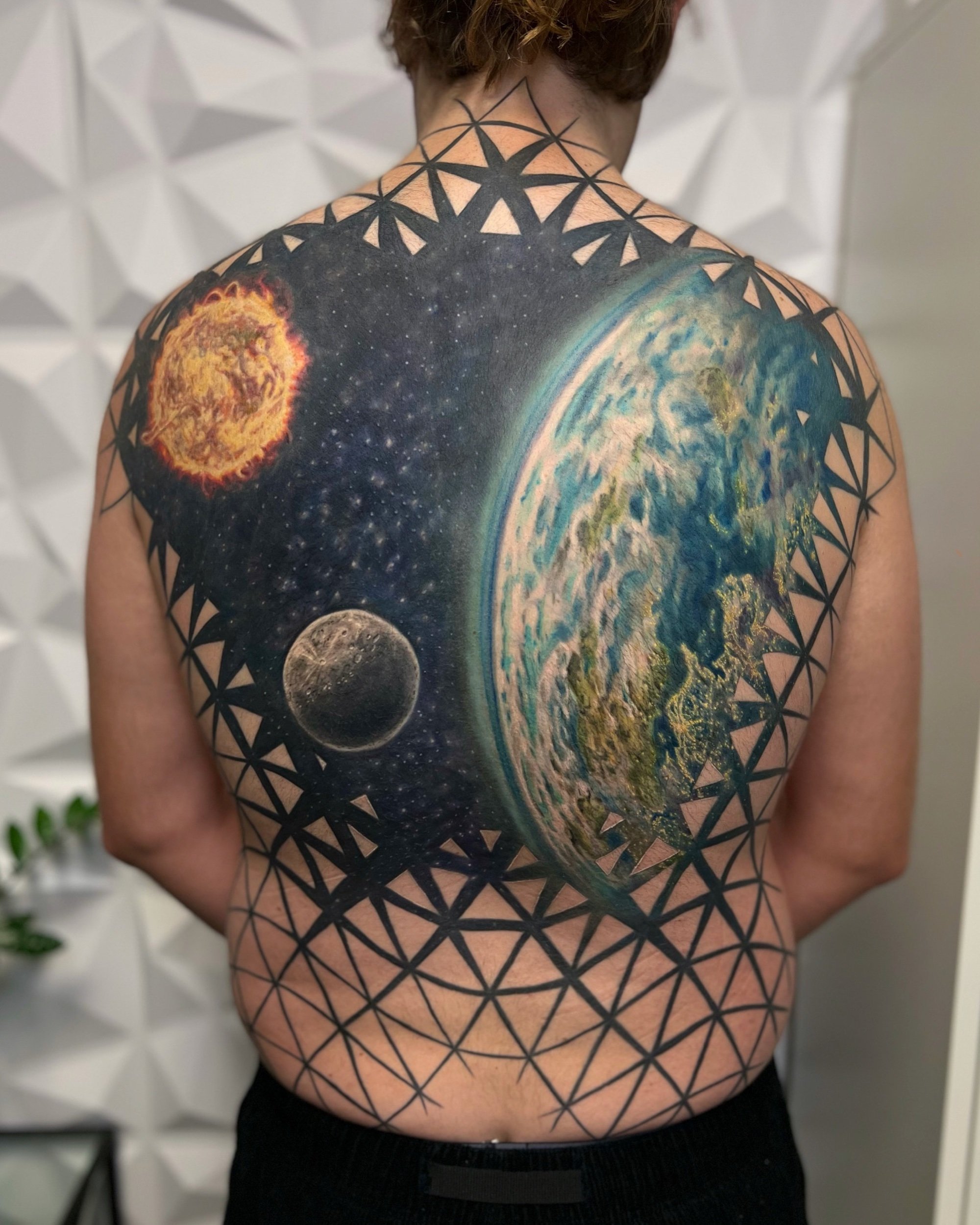 color-earth-space-full-back.jpeg