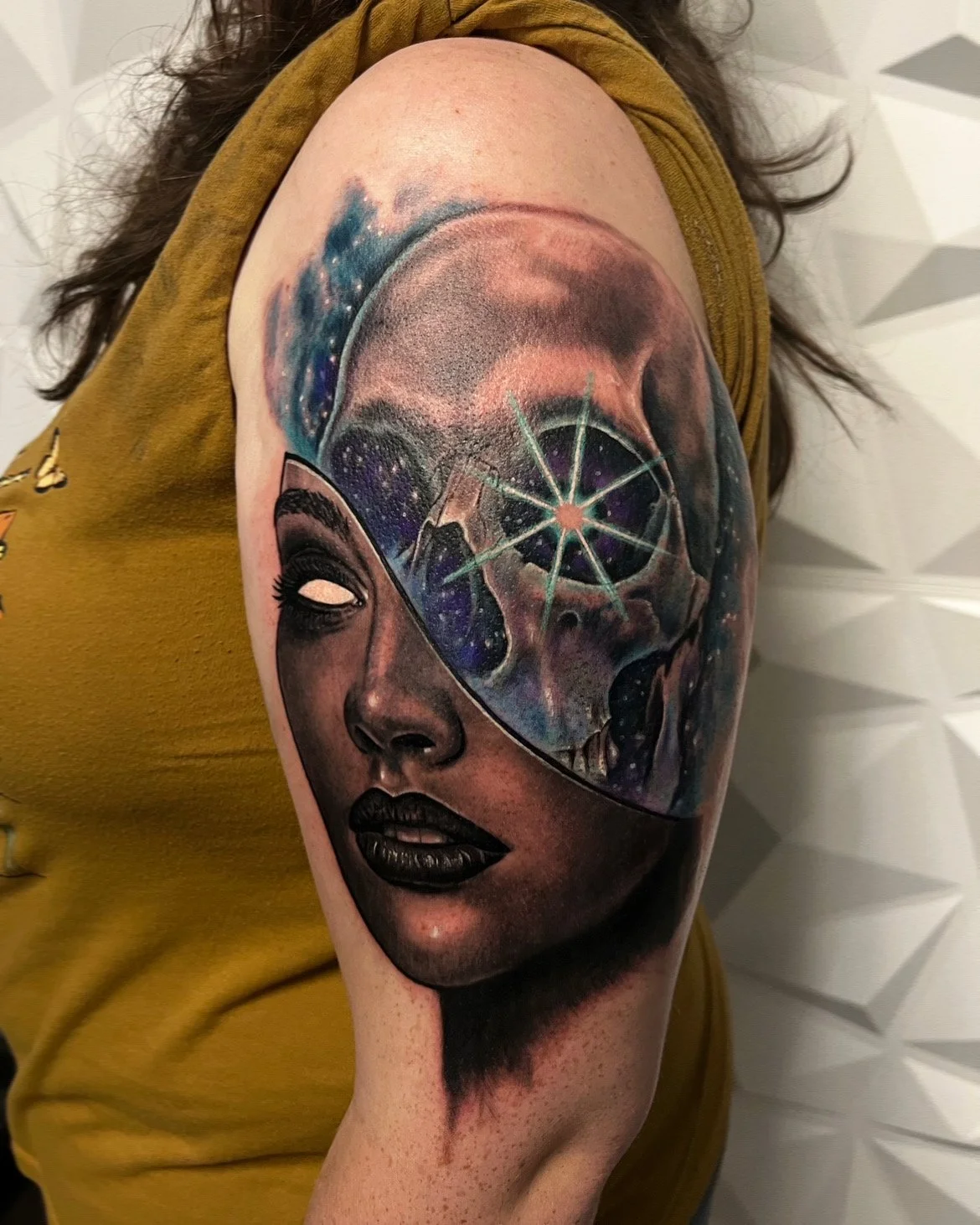 color-galaxy-portrait-arm.jpeg