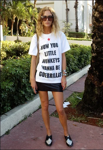 Photo via shopplanetblue.blogspot.com