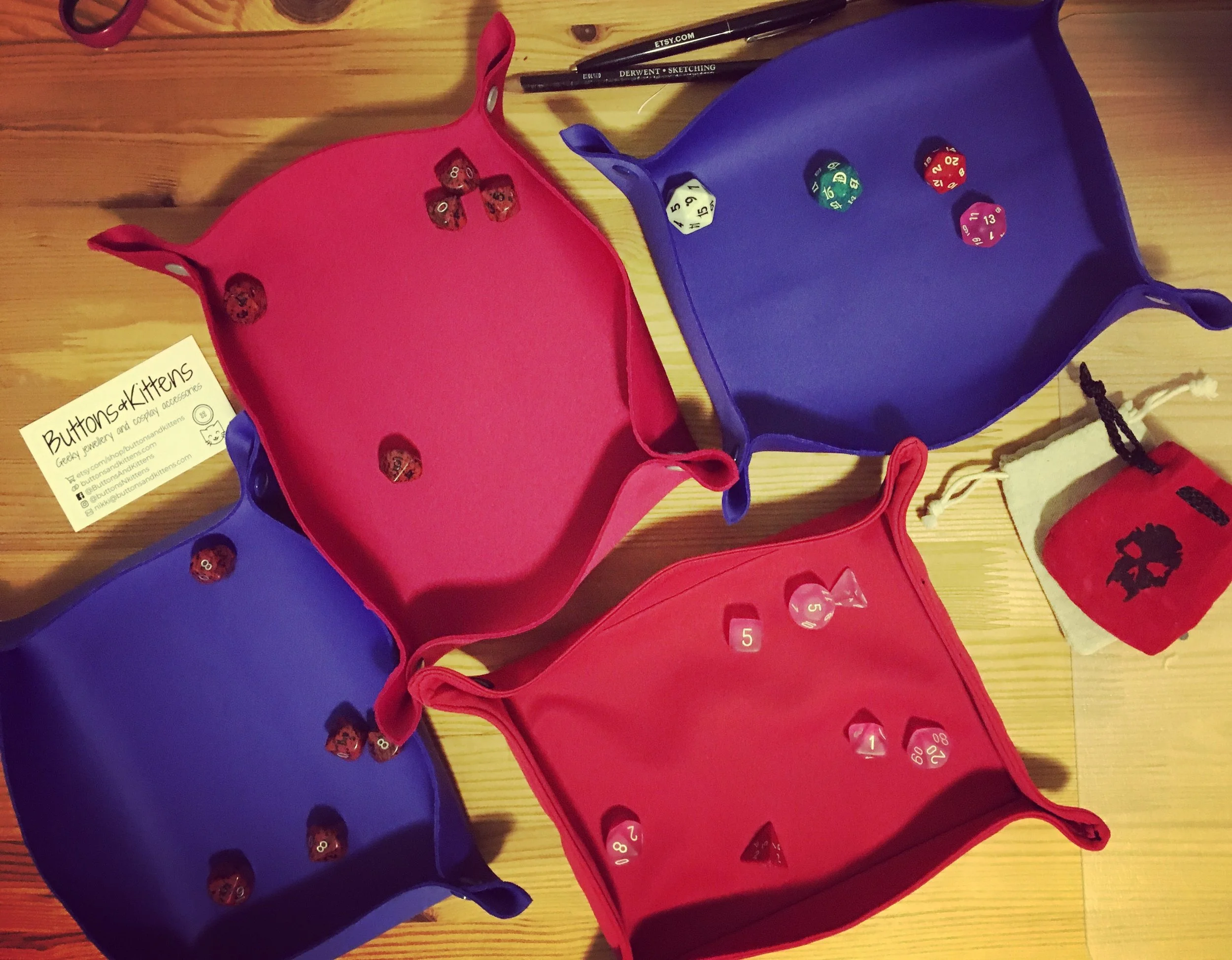 DIY collapsible dice trays