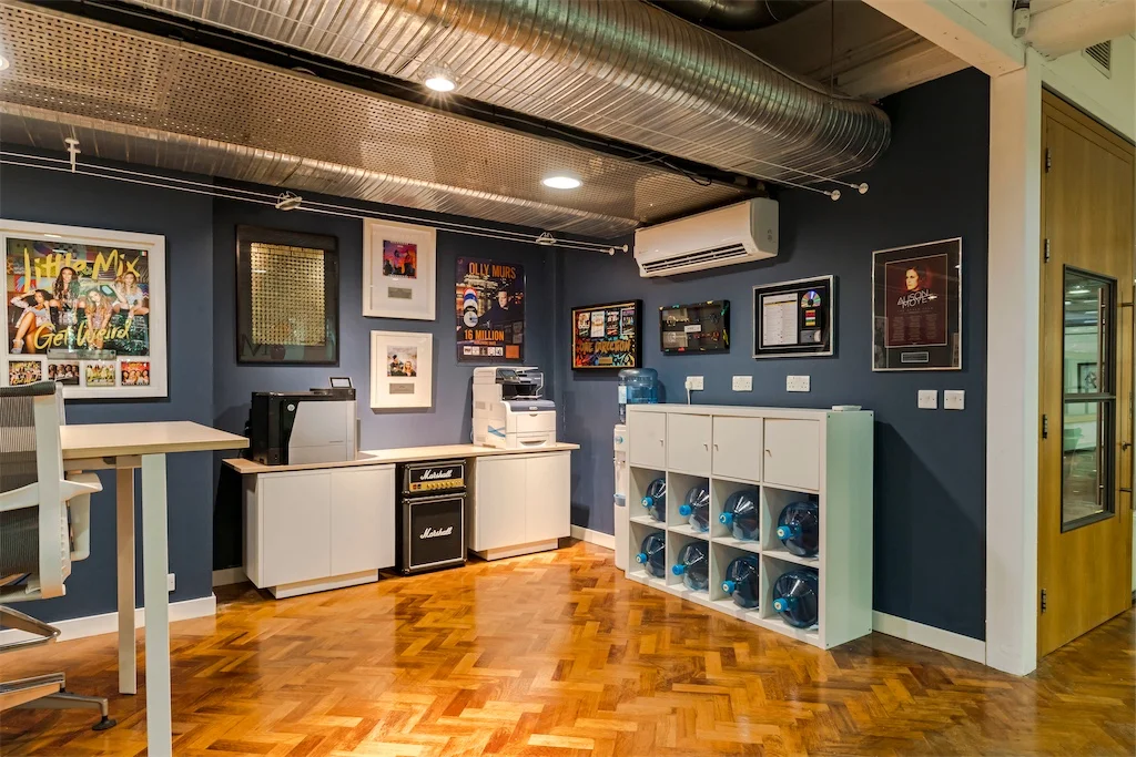Matrix Studio-21.jpg