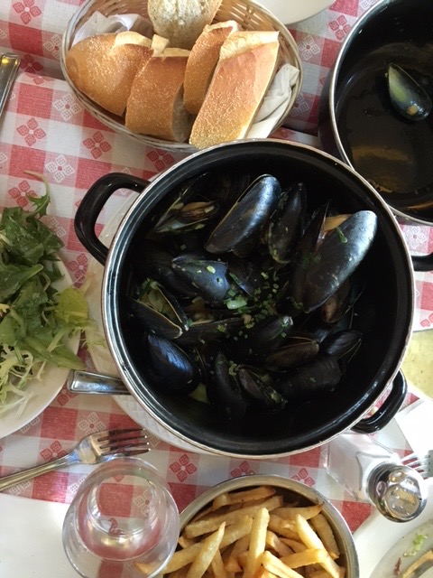 Moules avec les pommes frites