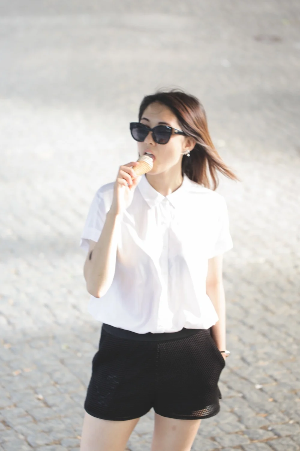 Vietnamese Fashion Blogger, Julia Doan, Julia Thuy Linh Doan, hot blogger Vietnam, Berlin fashion blogger, floralpunk founder