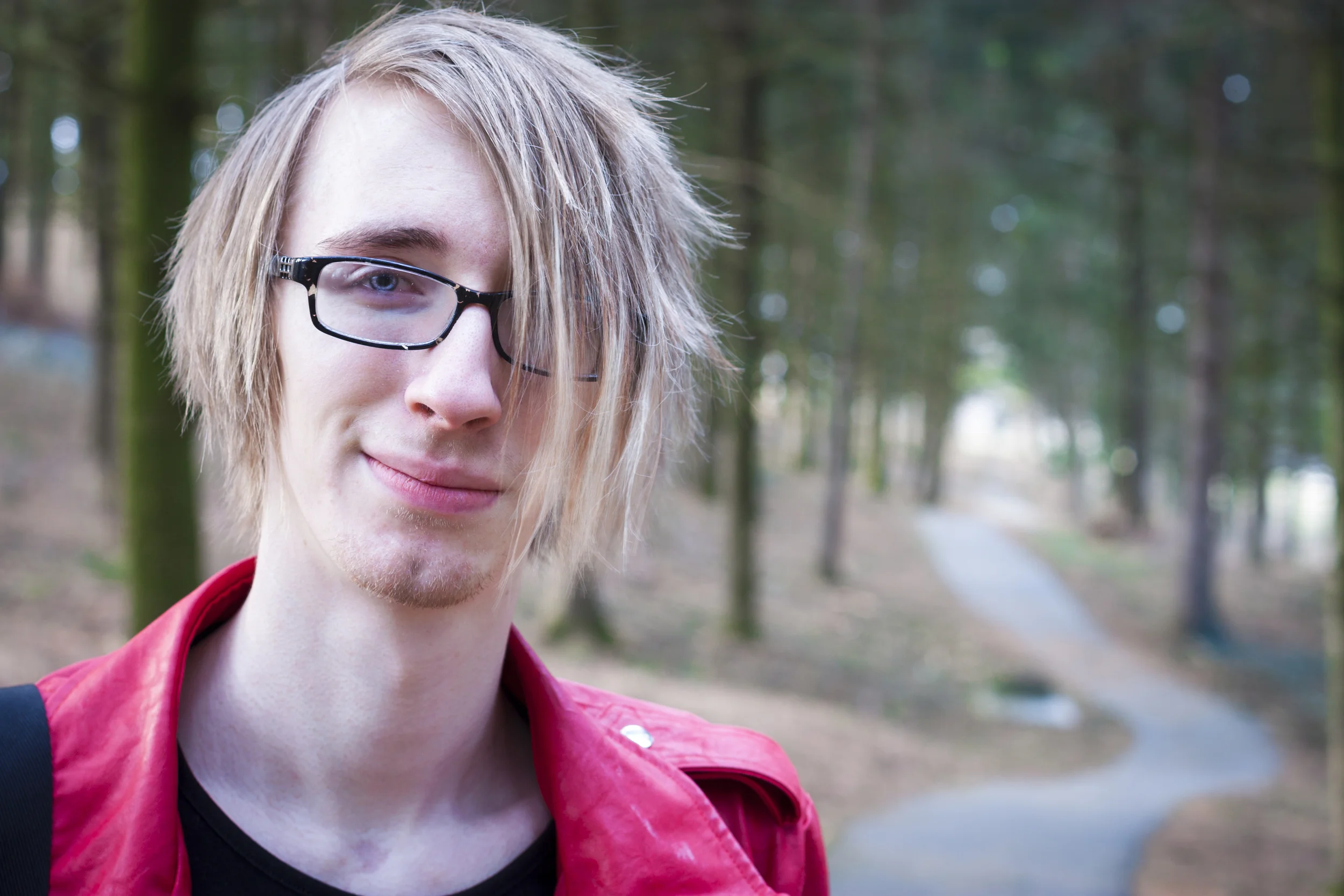 Smile Happy Visual Kei Emo Scene Hot Guy.jpg