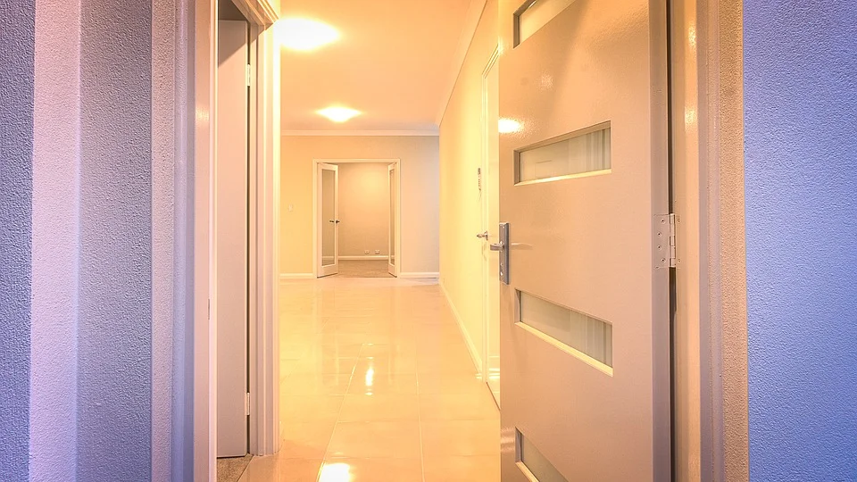 real-estate-1686347_960_720.jpg