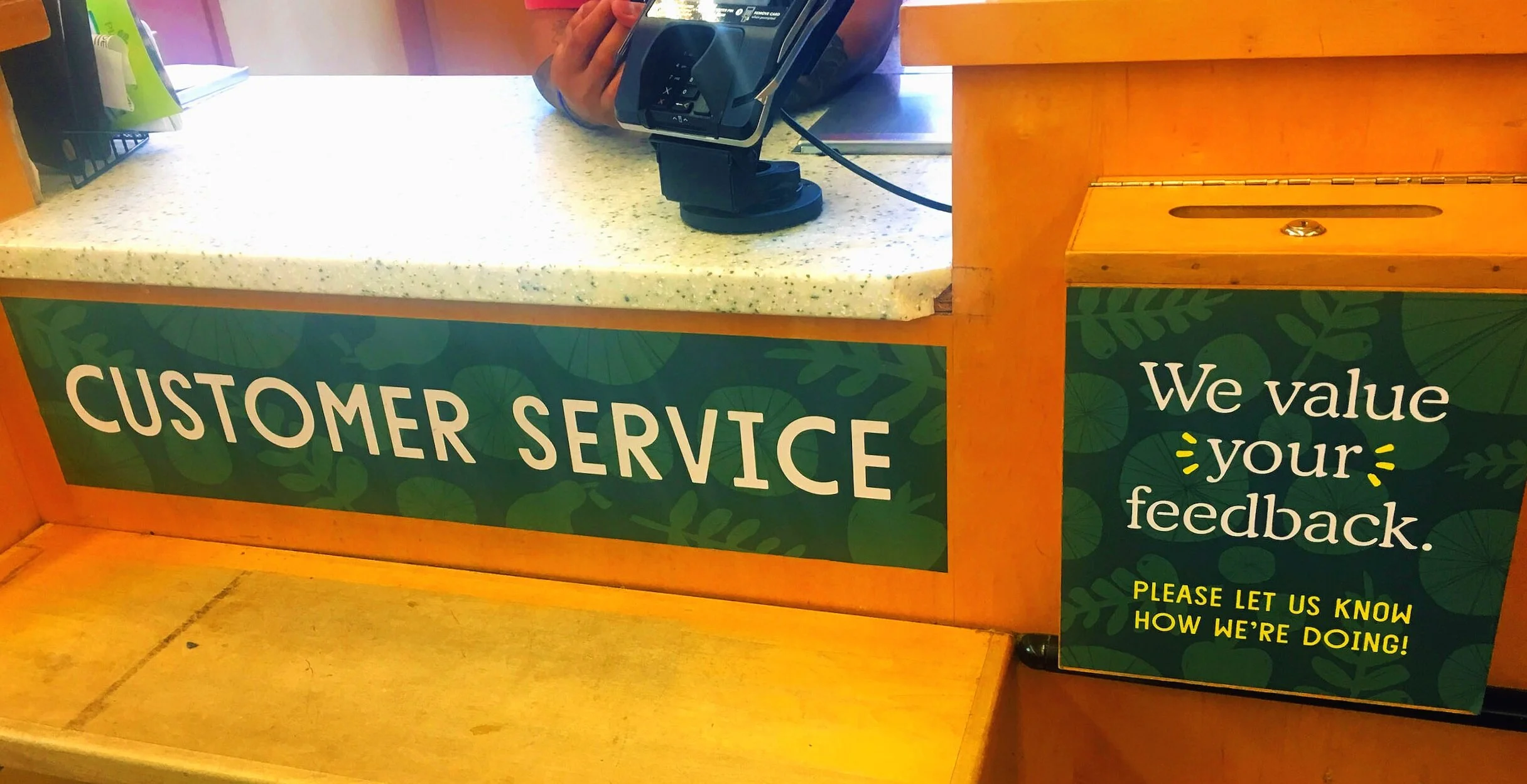 Customer Service Desk