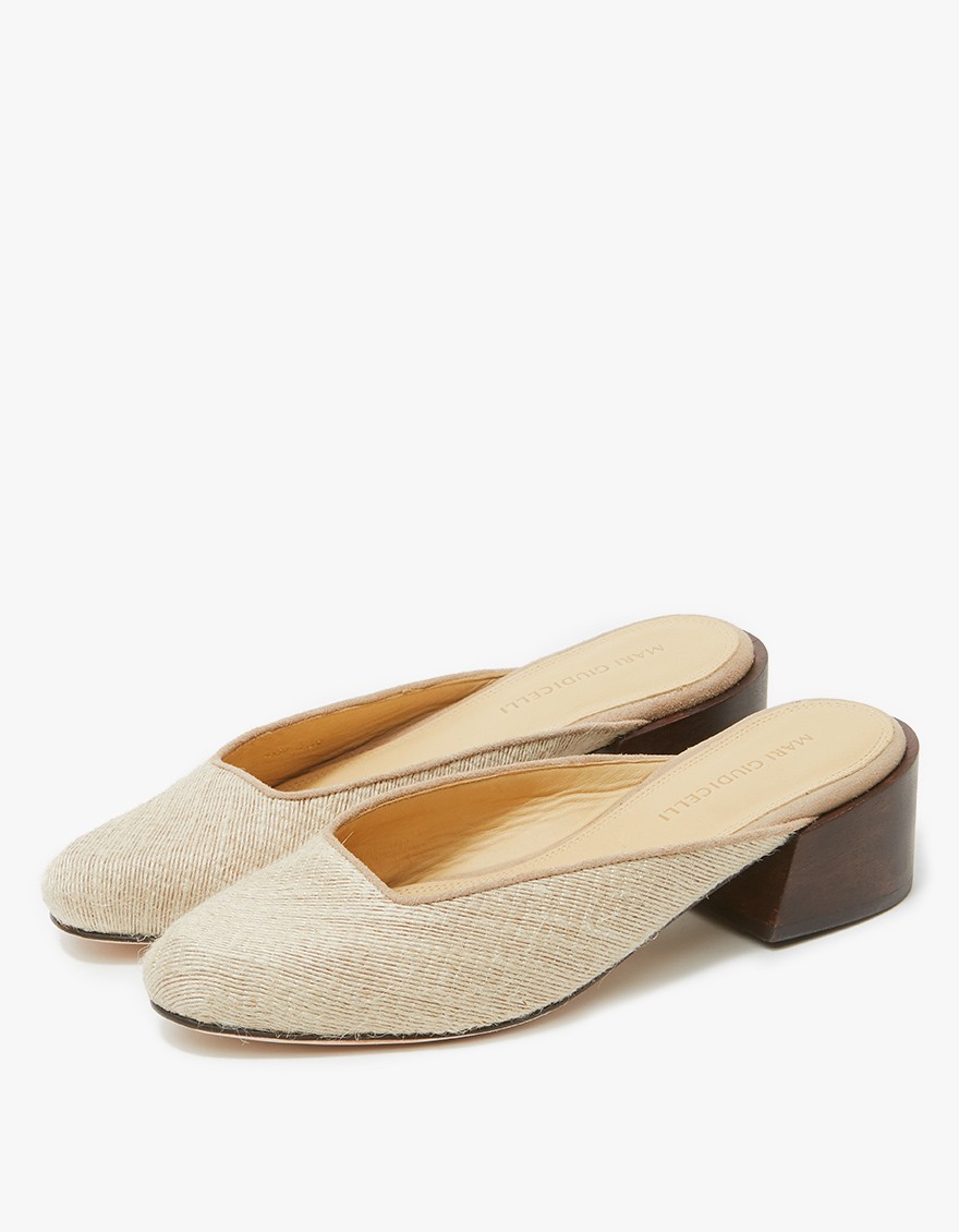 Leblon Mule in Raffia