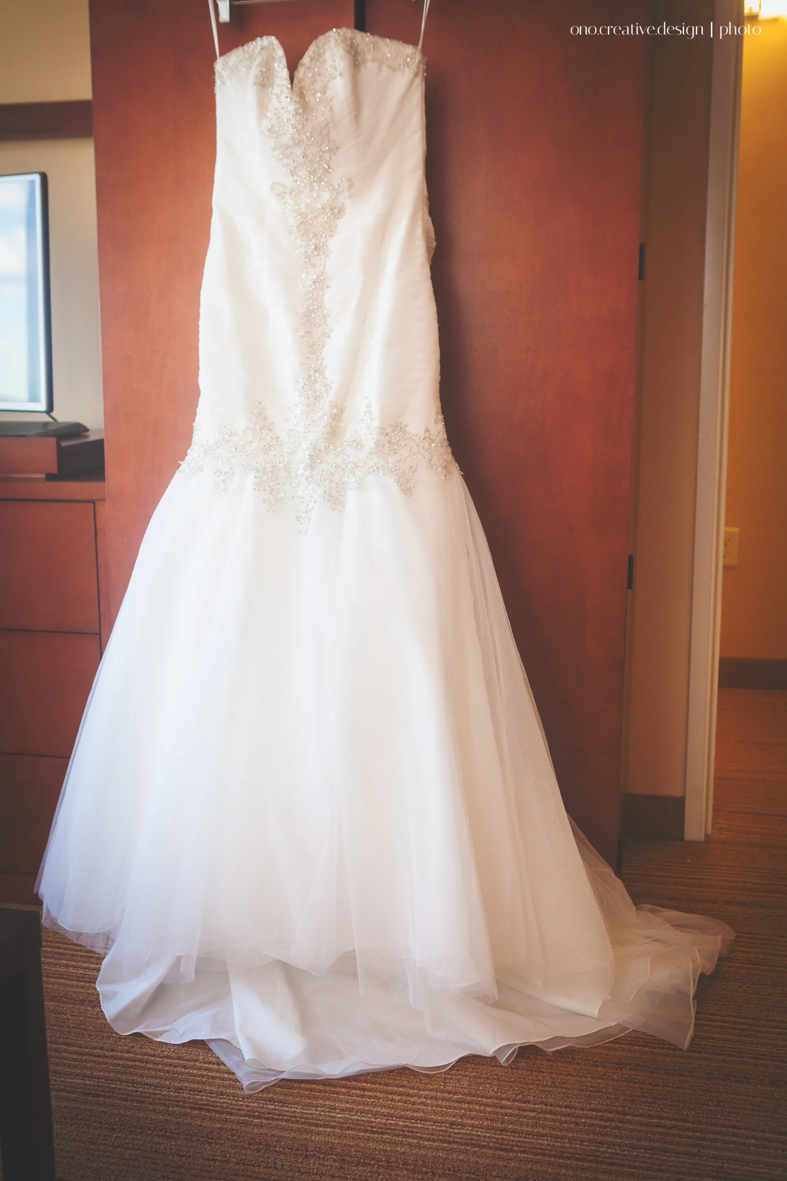 Bride Prep (Web)-14.jpg