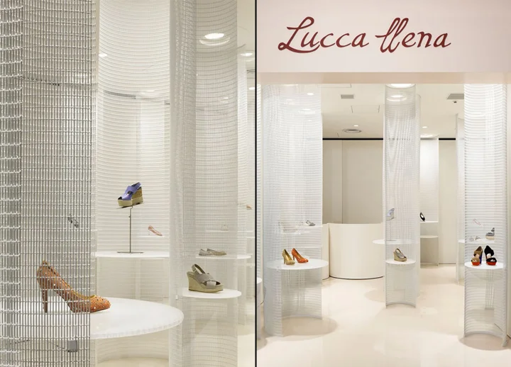 Lucca-llena-shoe-store-by-Ryutaro-Matsuura-Osaka-04.jpg