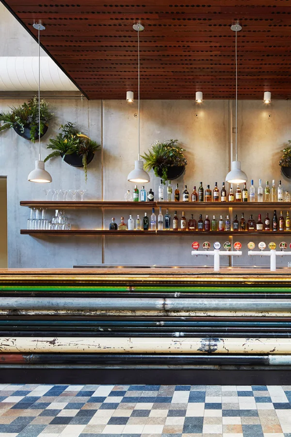 Prahran_Hotel_bar.jpg