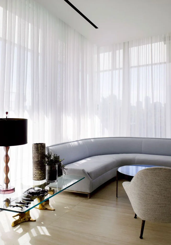 Yabu-Pushelberg-Perry-Street-Apartment-NY-photo-Richard-Powers-yatzer-13.jpg