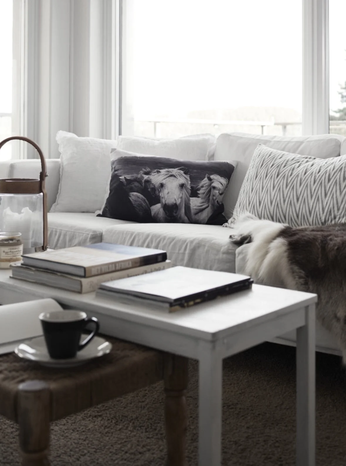 PLAZA INTERIOR neutral and natural living