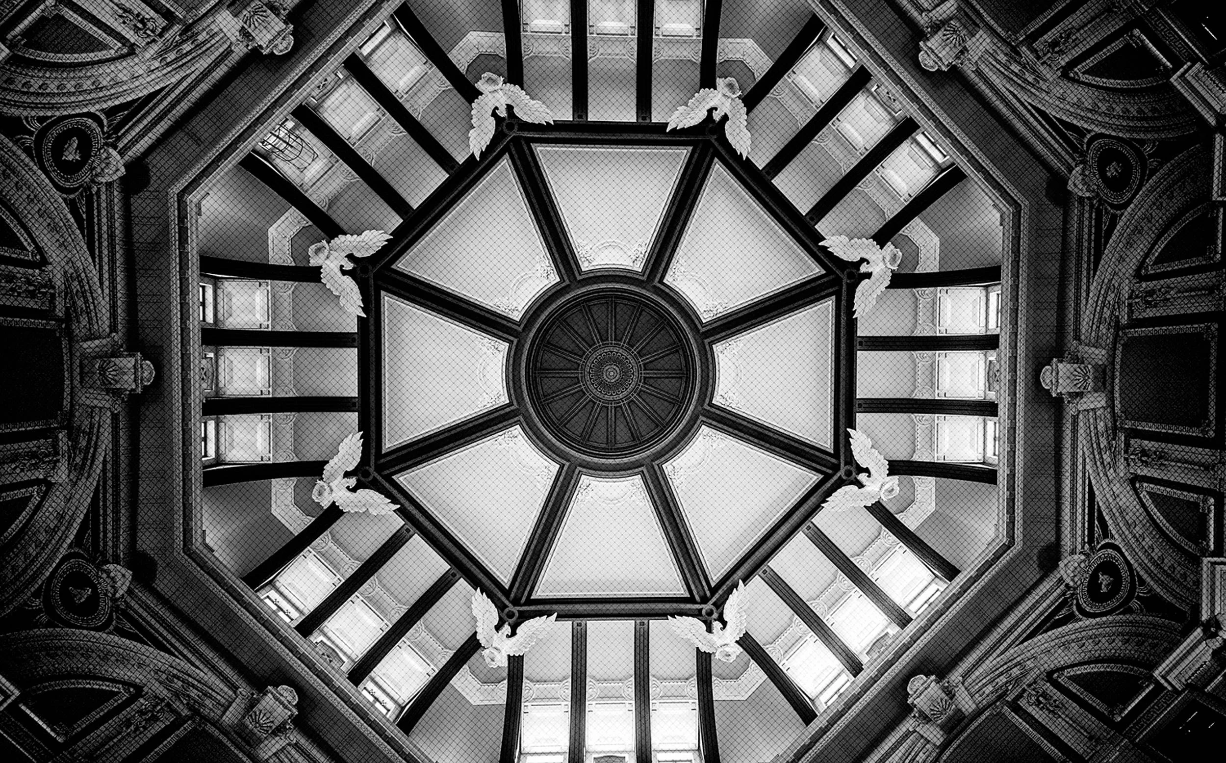 Tokyo_station_Japan_2013.jpg