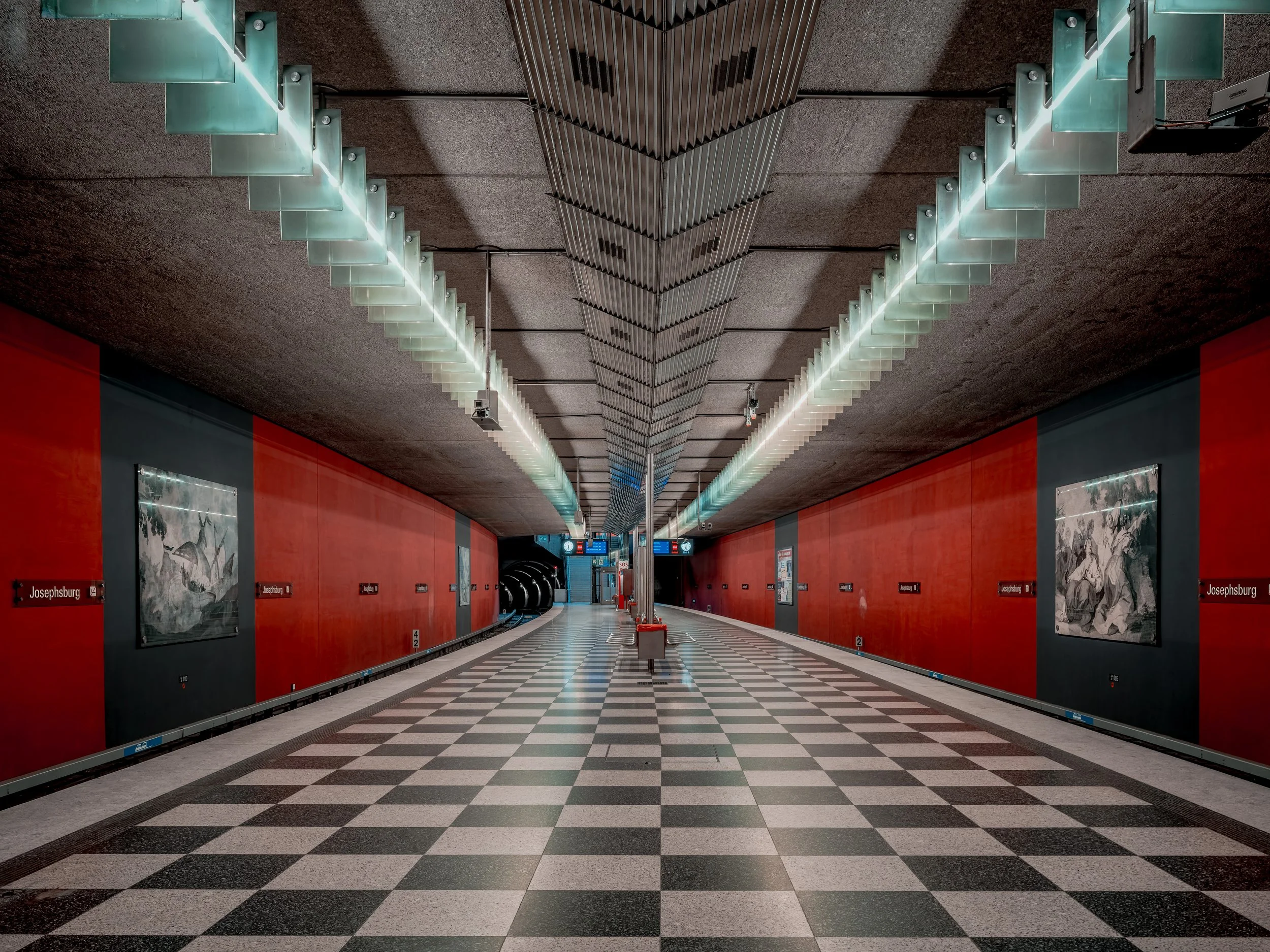 pmichellon-2025-metrostation_13.jpg
