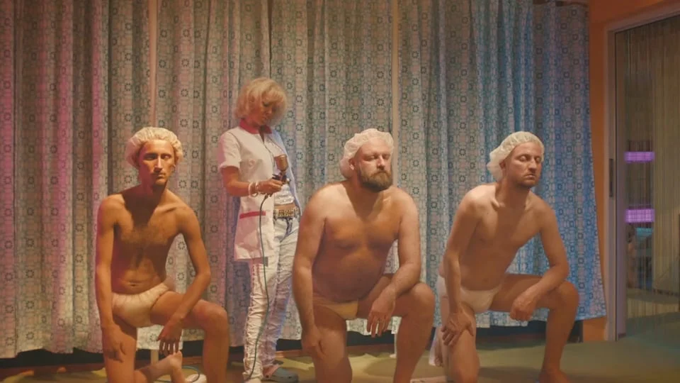 SOUTHERN COMFORT: SPRAY TAN