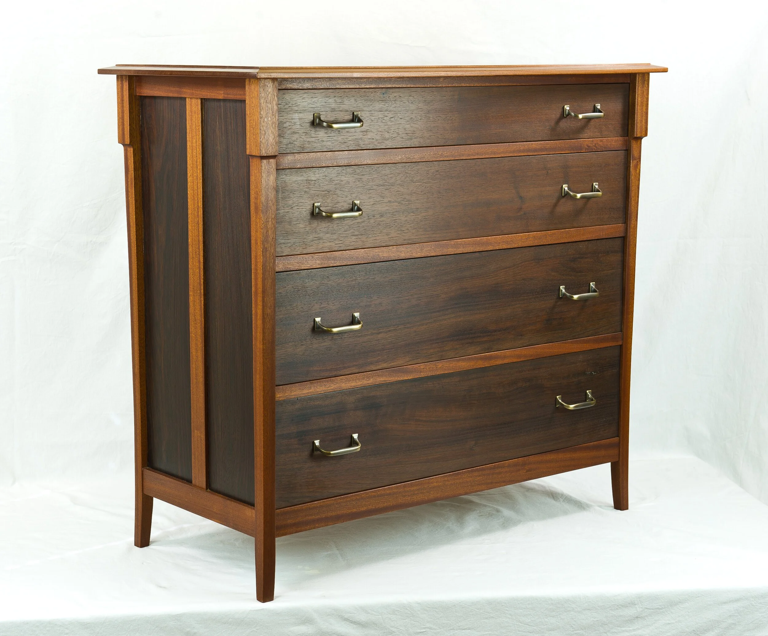 Dresser in Peruvian Walnut and Sapele