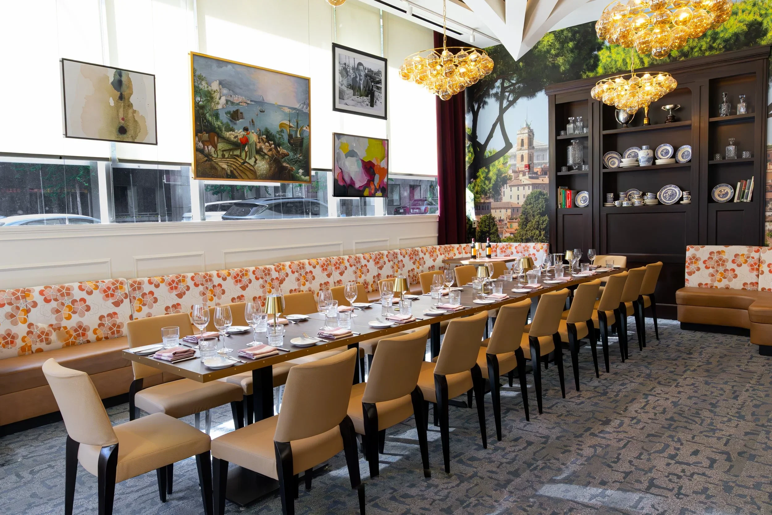 Rosselli+-+Il+Salotto+-+Boardroom+2.5.webp