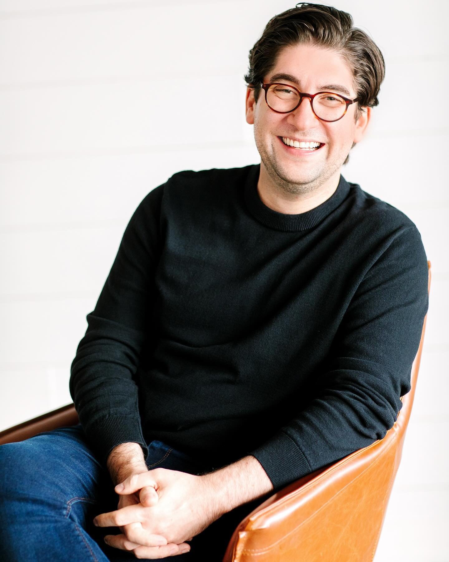I love headshots&hellip; a lotttt. From business professional to creative to maker roles, my approach is intentional and personal because you should ✨like✨ your portrait! What a concept, right? 

I was lucky enough to spend a morning with Matt, Logan