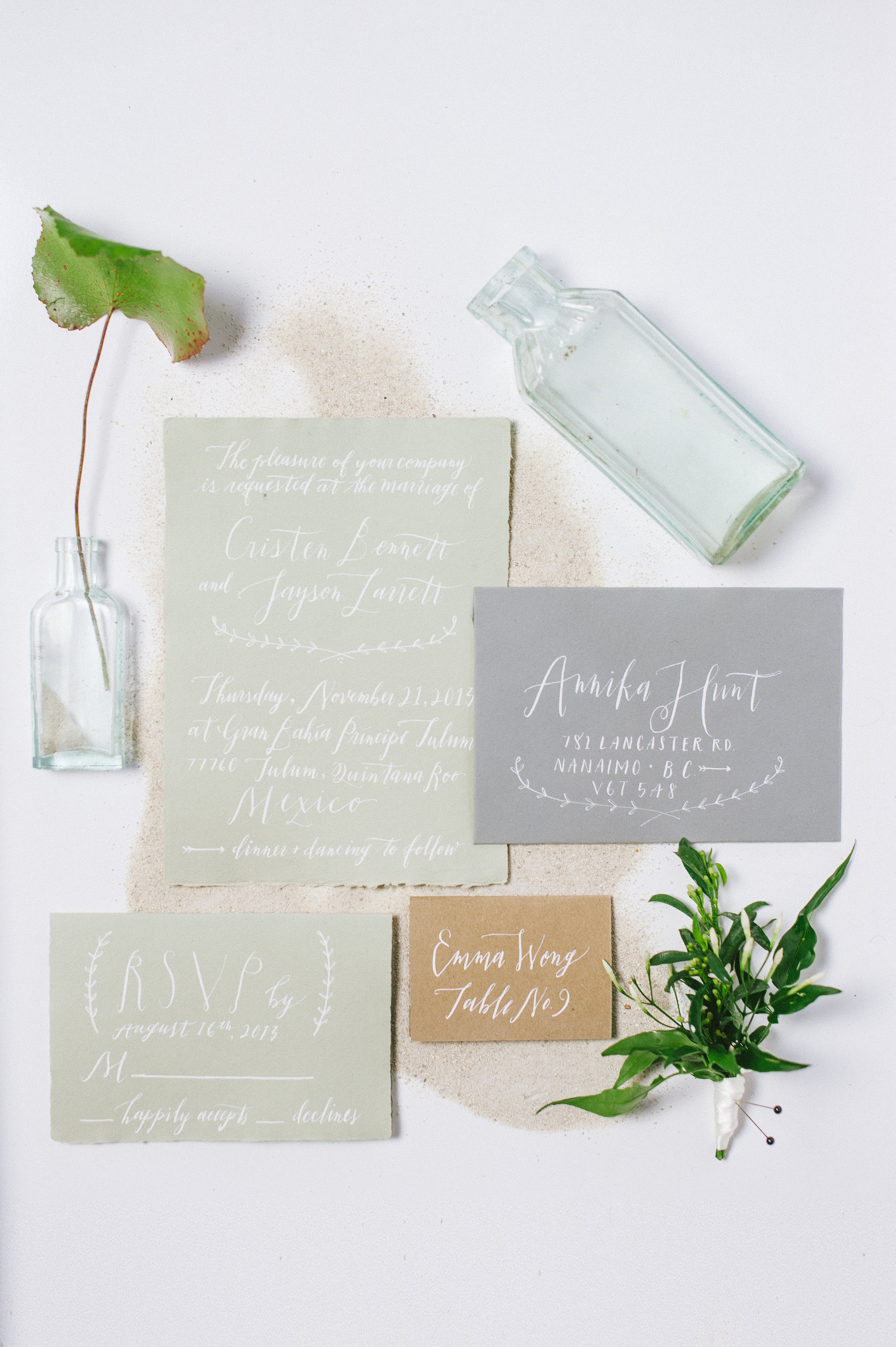  Inspired by the white sand of Mexico beaches for a wedding in Tulum. White and black ink. Photo by  Blush Wedding Photography .  Calligraphy by&nbsp;  Fox and Flourish .&nbsp;All handmade paper from Paper-Ya. 