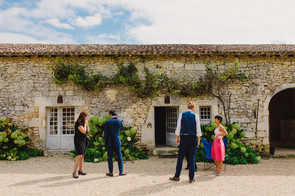 010-destination-wedding-photographer-bordeaux-france.jpg