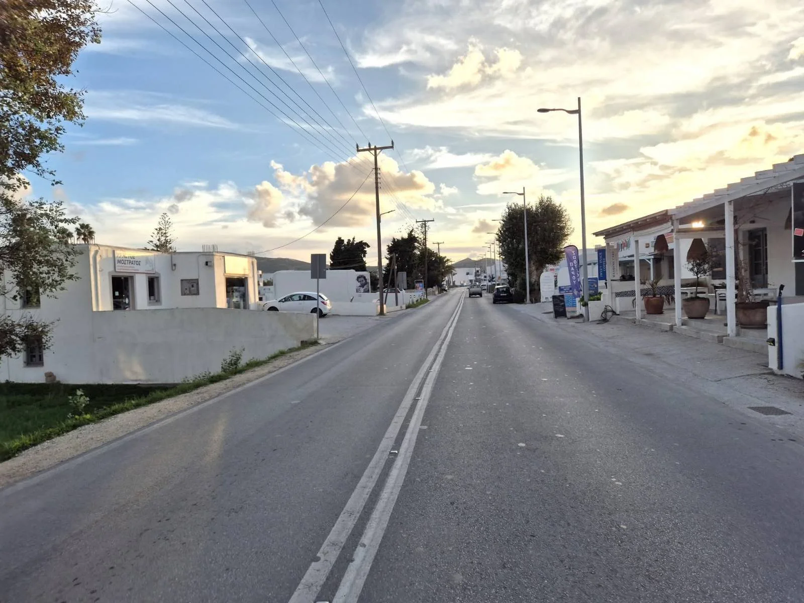 Συνεχίζεται η πεζοδρόμηση της Παροικιάς