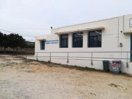 Γνωριμία με το Ενιαίο Ειδικό Επαγγελματικό Γυμνάσιο-Λύκειο Πάρου