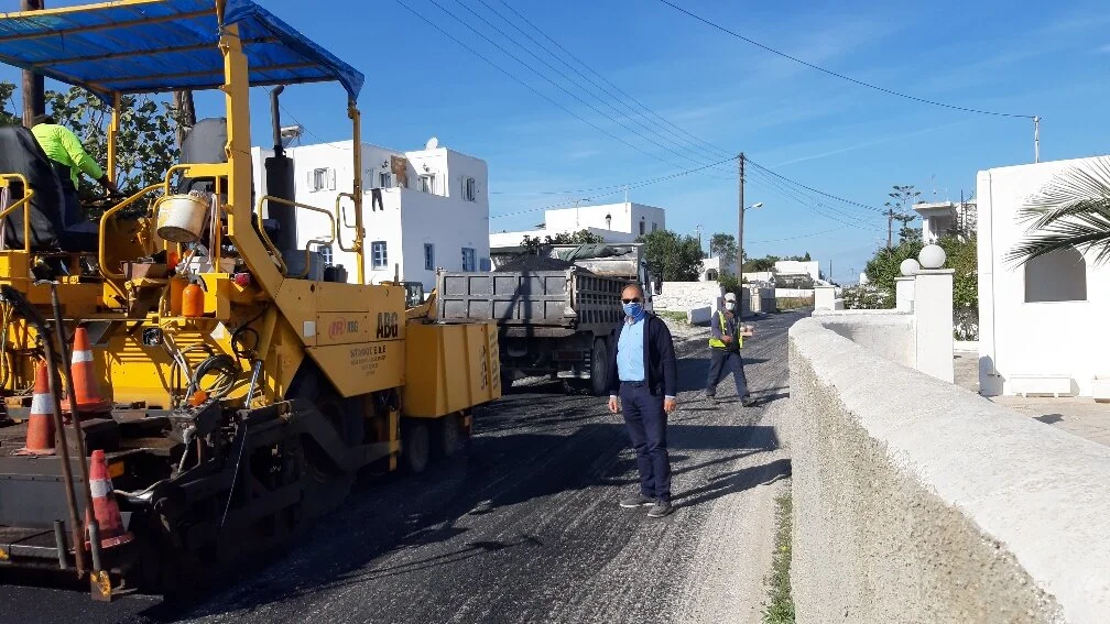 Εργασίες ασφαλτόστρωσης στον Πρόδρομο από την Περιφέρεια Νοτίου Αιγαίου