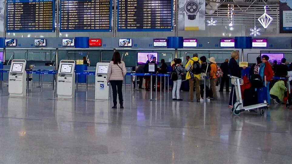 Μόνο 5 νησιά έμειναν στη λίστα "ασφαλών χώρων" της Μ. Βρετανίας | Ποια είναι;