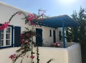 Τιμές ακινήτων σε Πάρο και Αντίπαρο