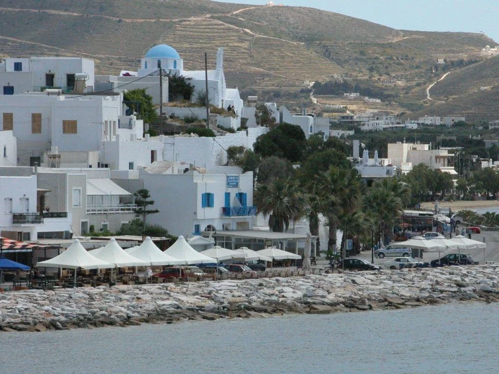 Κλείνουμε – γιατί αλλιώς θα μας κλείσουν