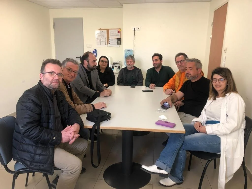 Συνάντηση Ο.Μ Θήρας ΣΥΡΙΖΑ Π.Σ με σωματείο εργαζομένων ΓΝ Θήρας