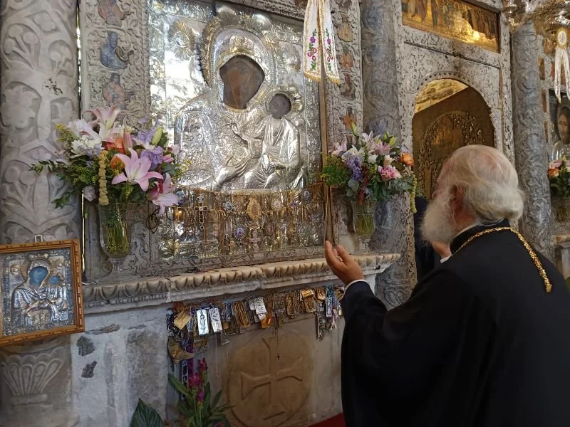 Πατριαρχική Λειτουργία στην Παναγία Εκατονταπυλιανή