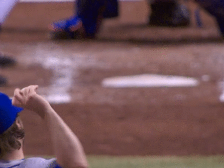 R.A.-Dickey-knuckle.gif