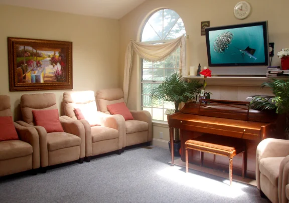 Sunvalley Chateau Pacifica Elderly Care Living Room