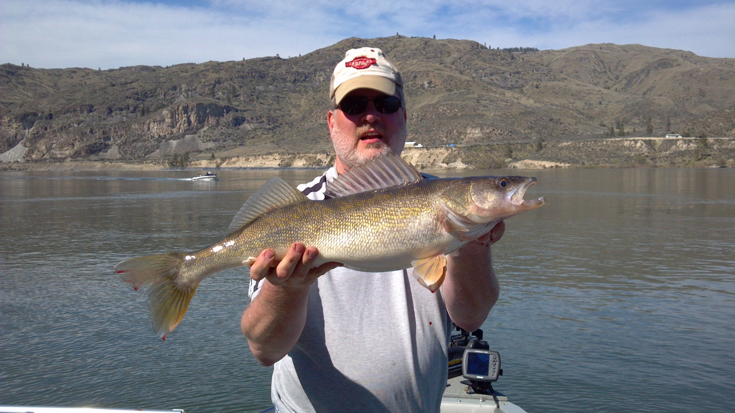 20120421 Rufus 7.09# 27inch.jpg