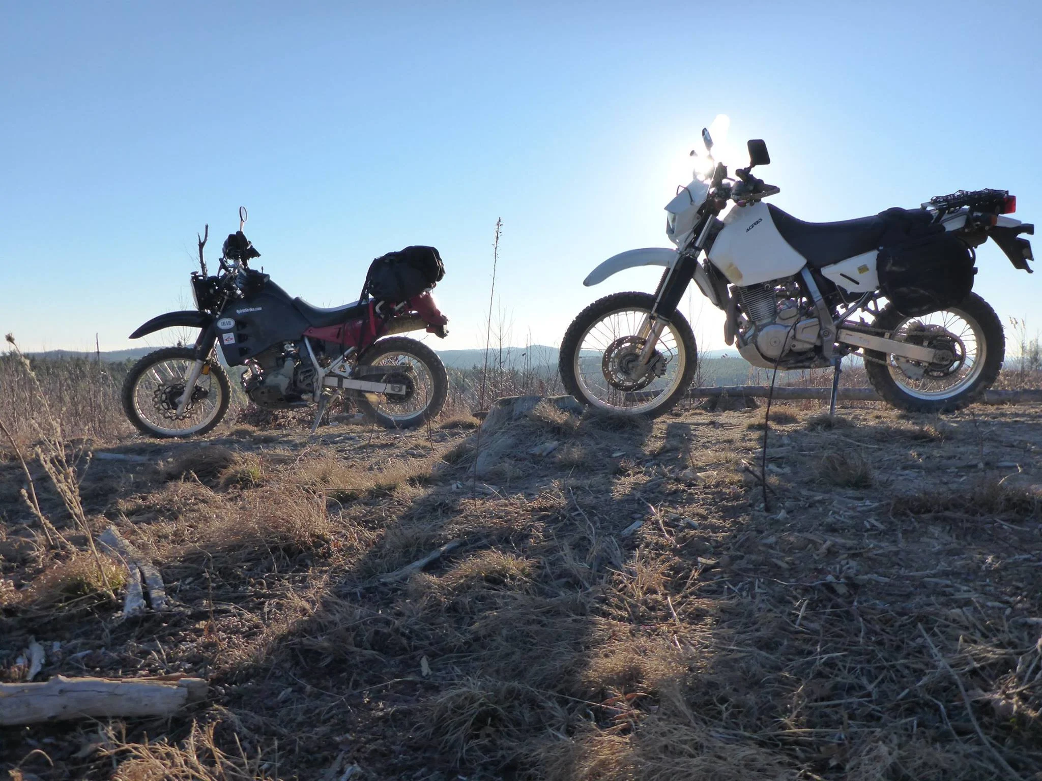 Suzuki DR650 VS Kawasaki — Horizon