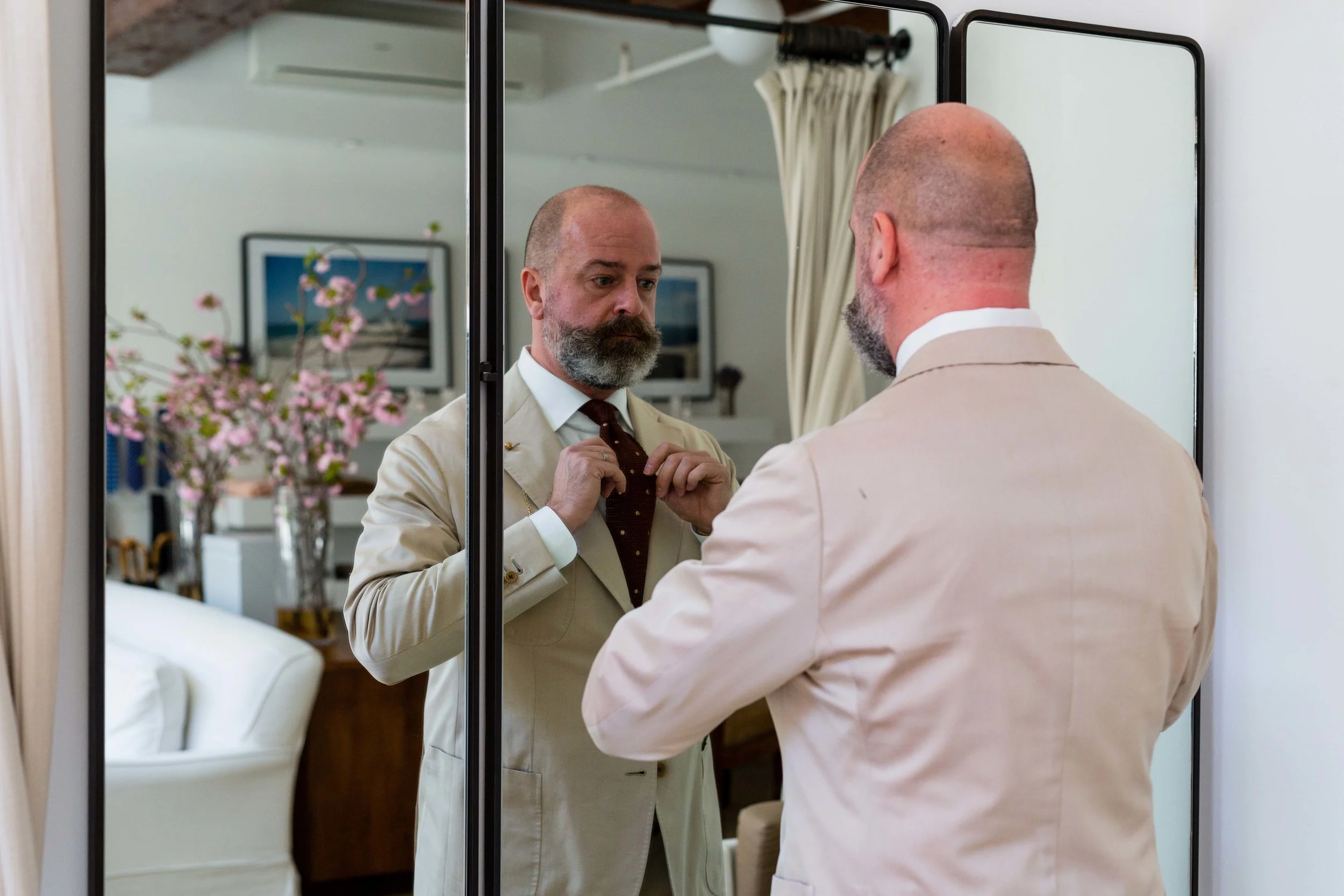 StevenK_TieinMirror.jpg