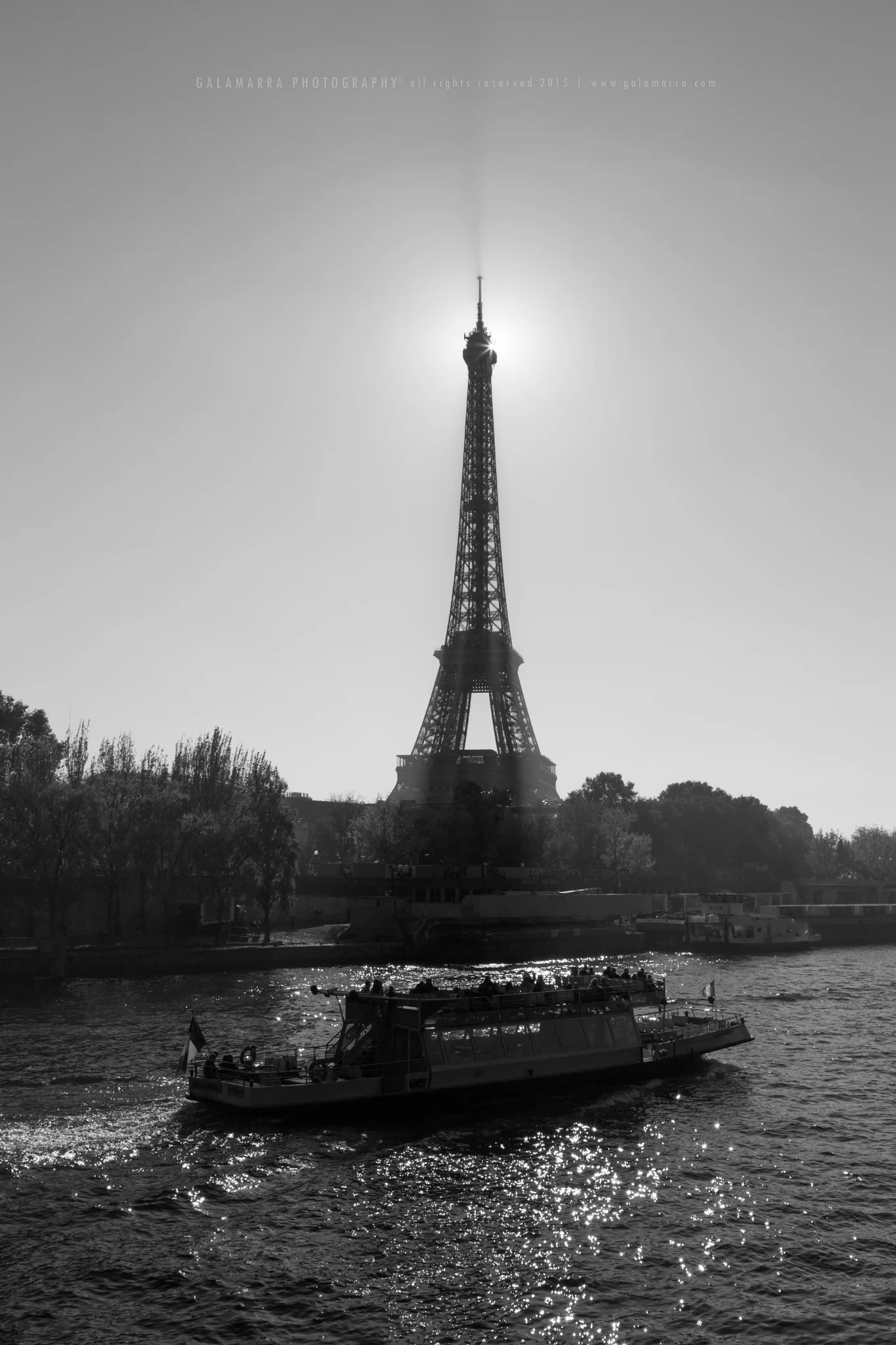 Paris IV - Eiffel Tower and the Seine