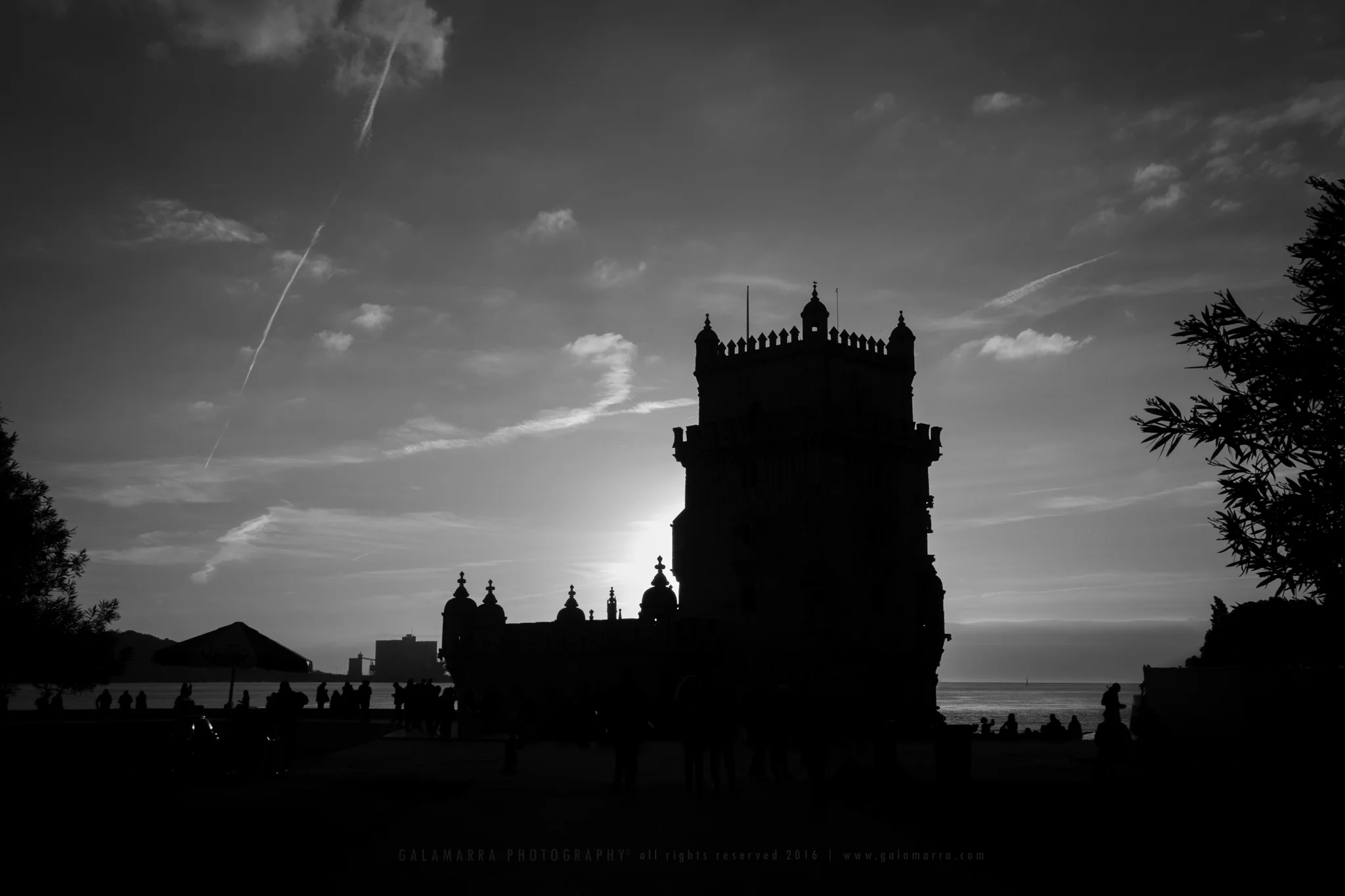 galamarra_torre_belem_contraluz_IMG_0069_bnw_web.jpg