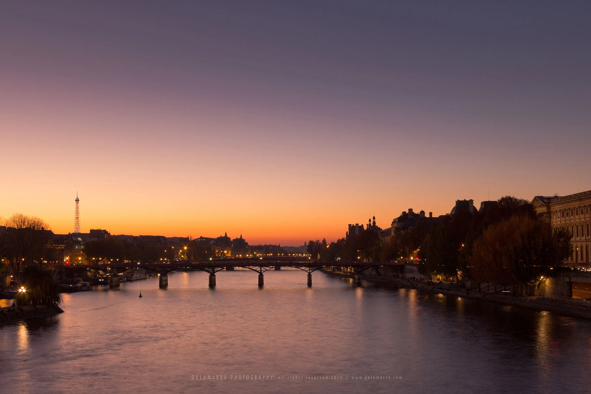 Paris XIII - sunset at Pont des Arts