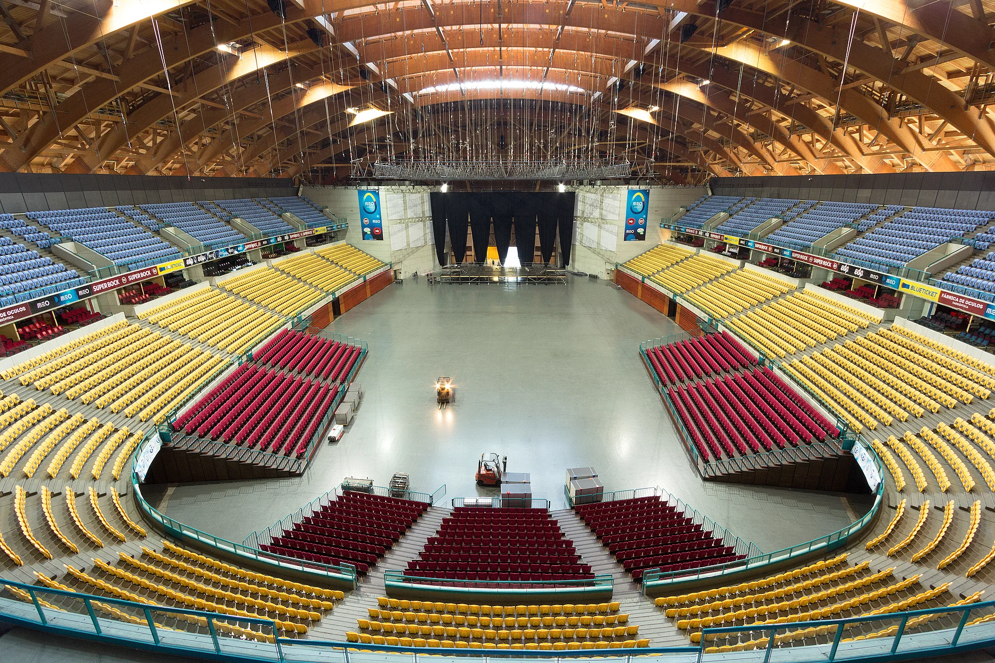 F_3432_MEO_Arena_IMG_0012_24_web.jpg