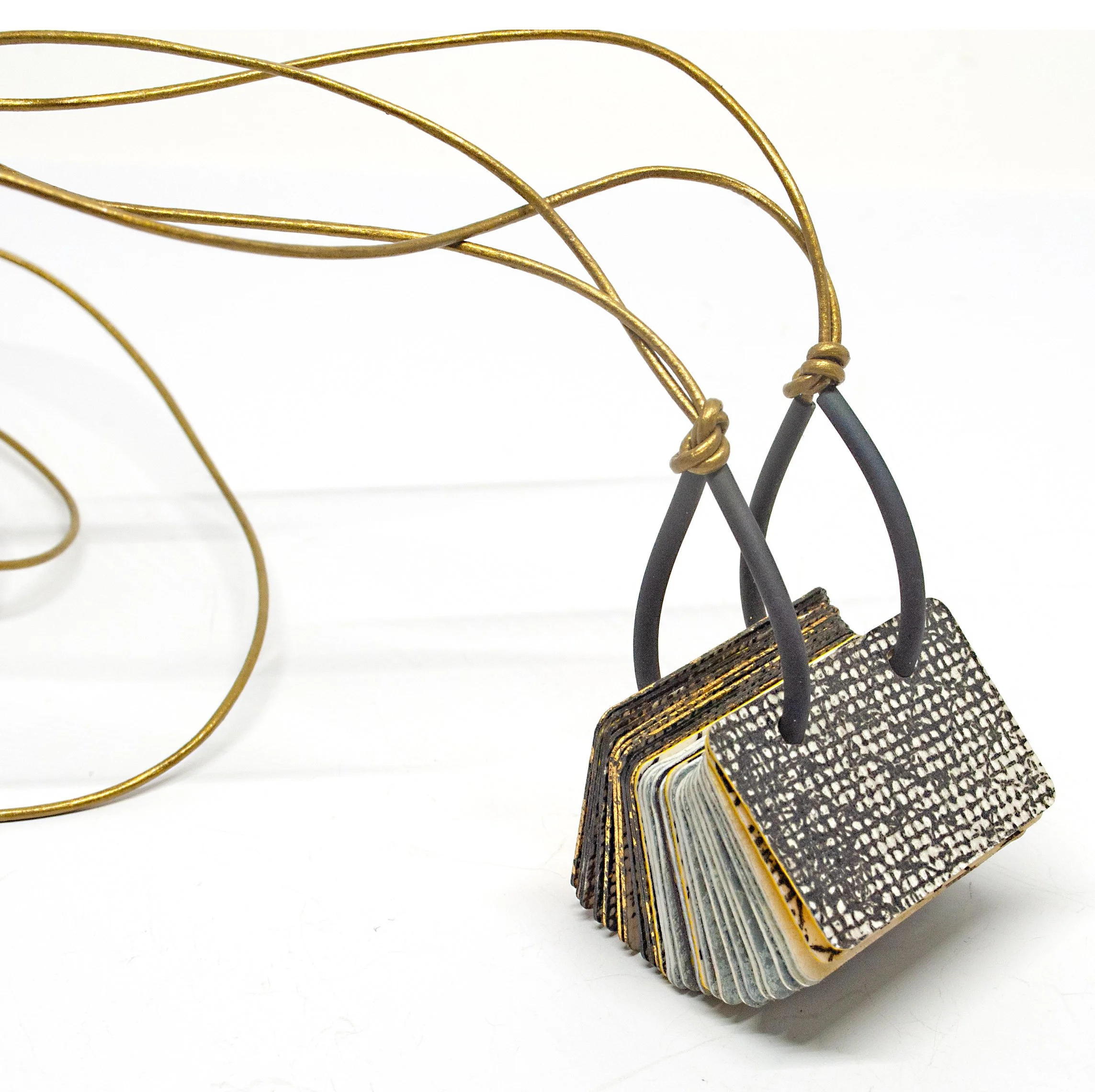 tinybook_pendant_pattern.jpg