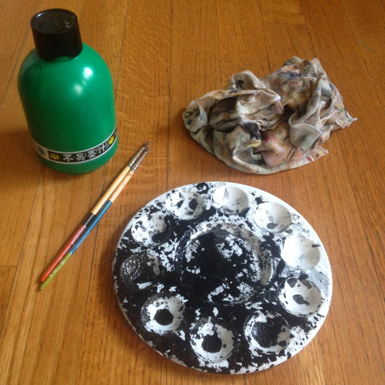 Keeping it simple with Sumi ink, a rag, brushes and a palette