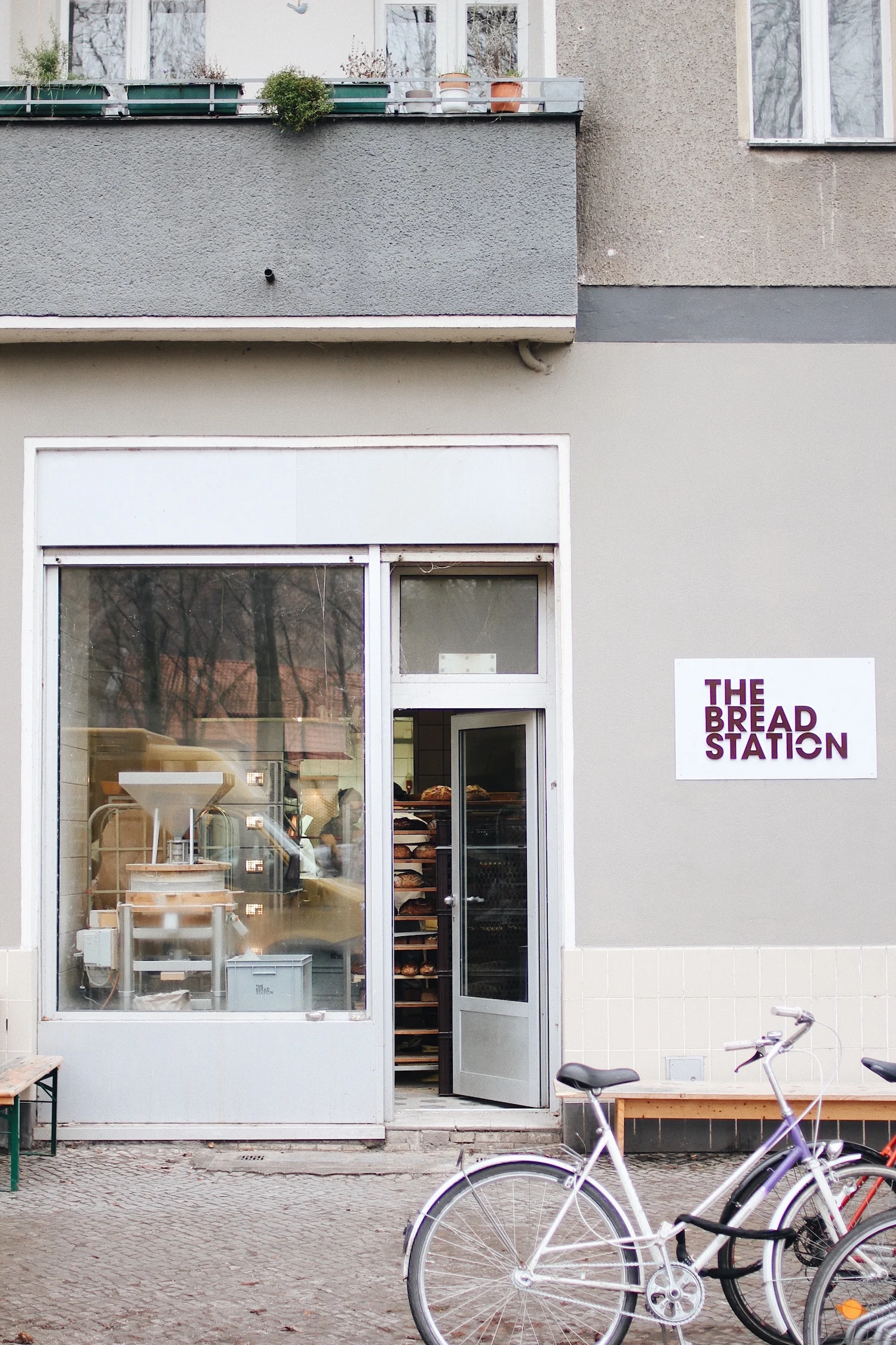 3. EAT | THE BREAD STATION